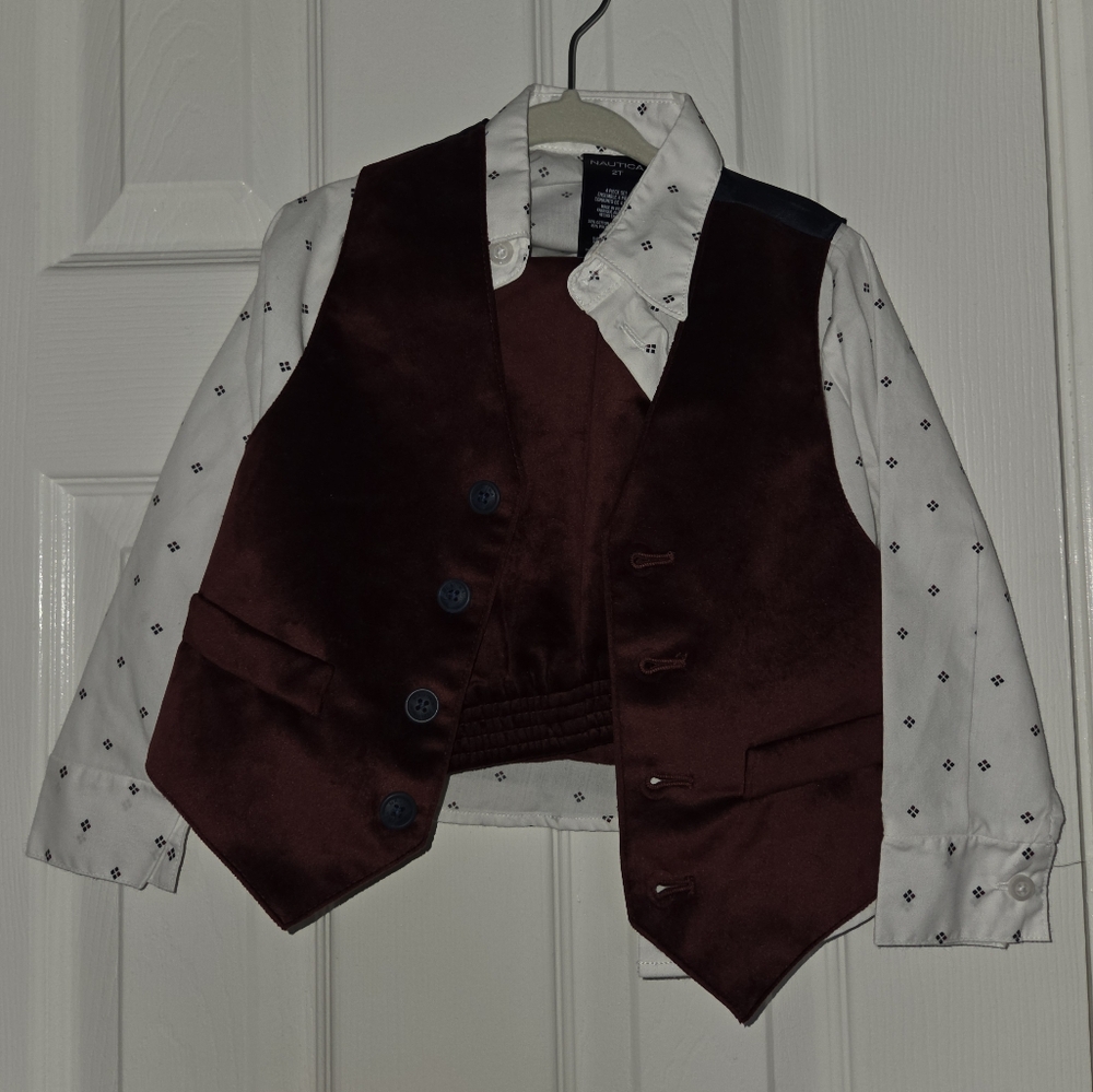 Nautica Burgundy and White Matching Set Elegant Formal Wear